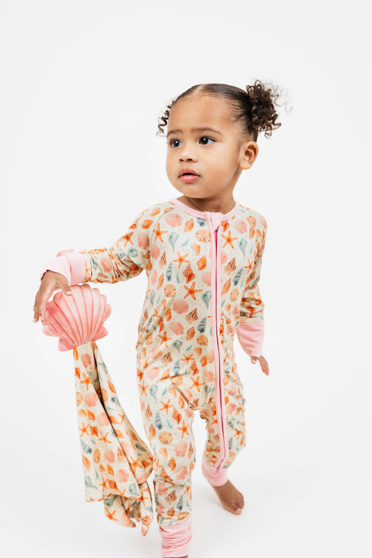 Sandy Seashells Beachy Bamboo Convertible Baby Pajamas: Beige/Multi