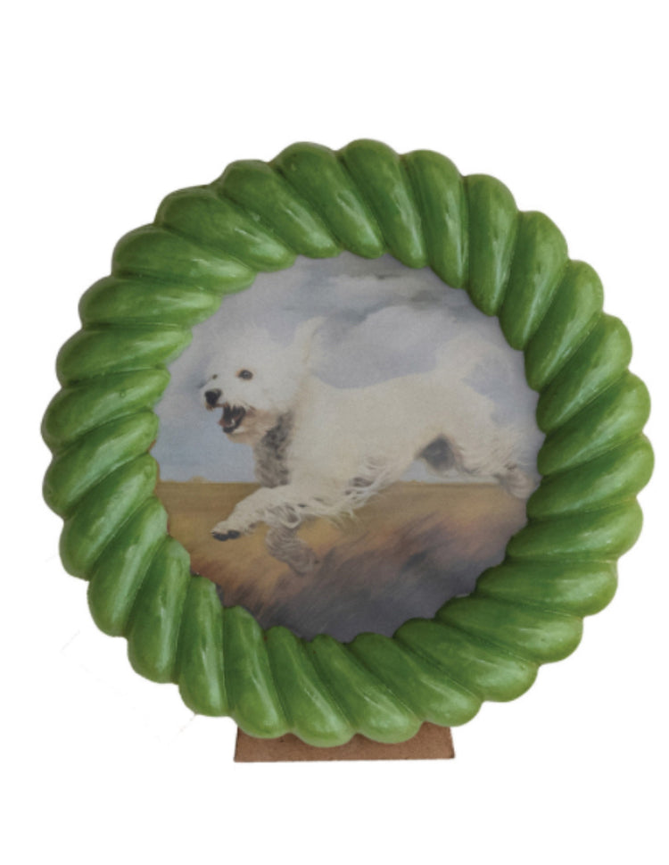 Resin Ball/ Twisted Photo Frame, 2 Styles (Holds 4” x 4” Photo)