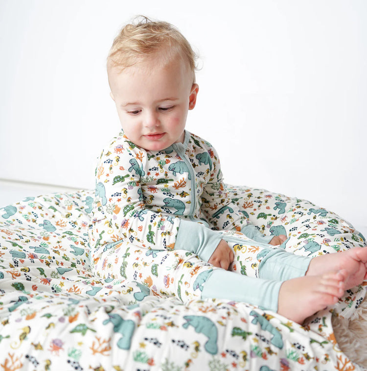 Manatee Luxury Bamboo Blanket- White/Multi/Small