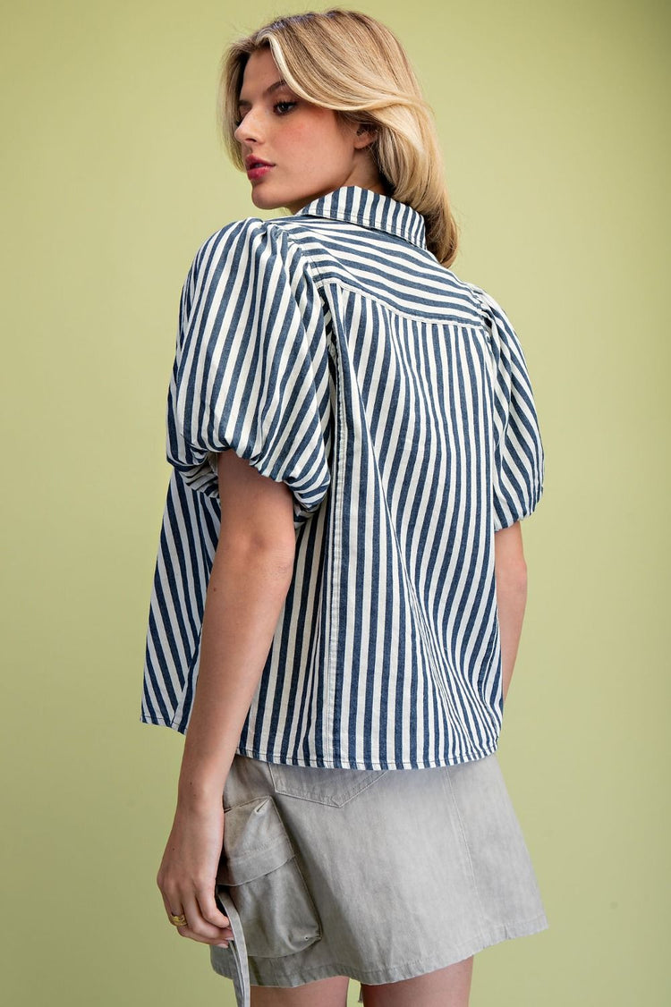 WHITE NAVY WASHED DENIM SHIRT