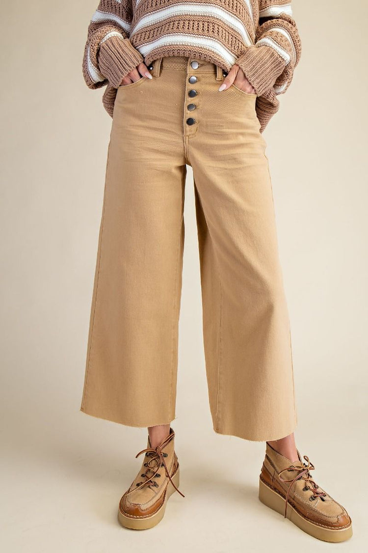 LATTE BUTTON FRONT ENZYME WASHED STRETCH TWILL PANTS