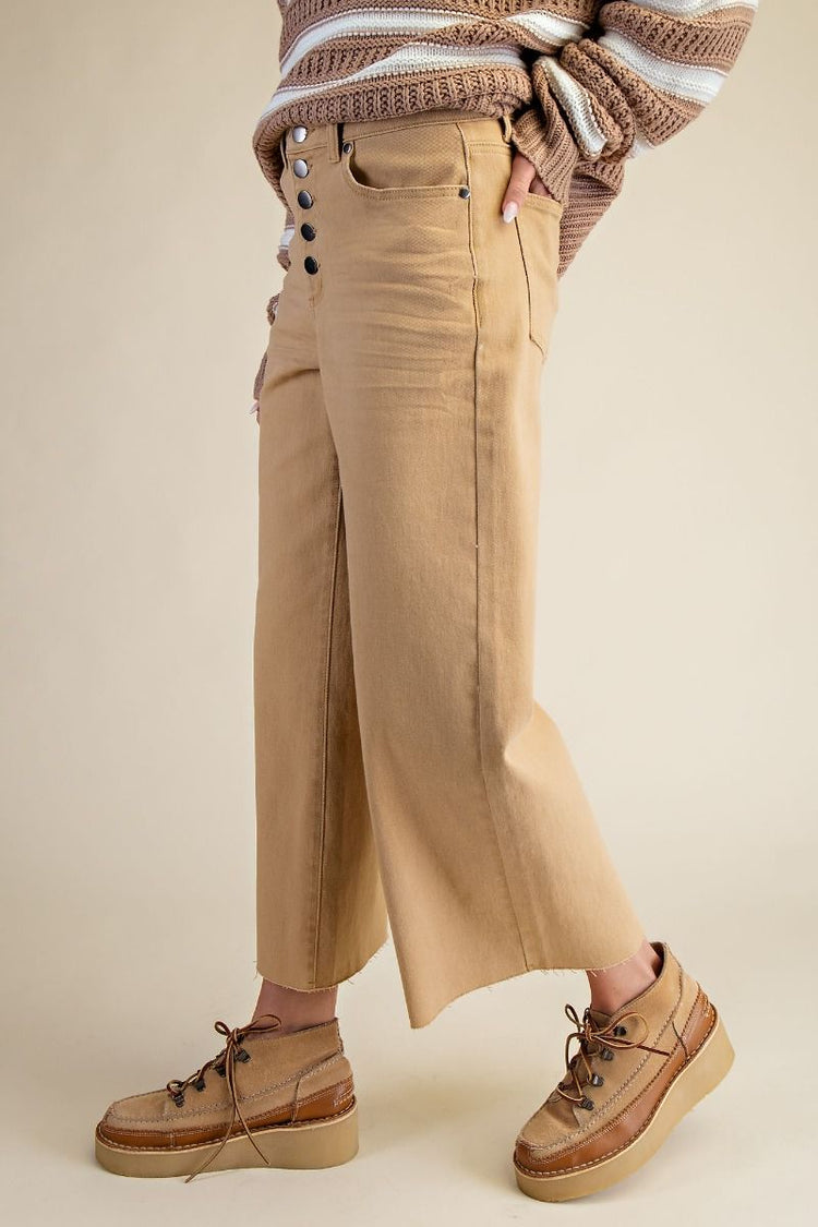 LATTE BUTTON FRONT ENZYME WASHED STRETCH TWILL PANTS