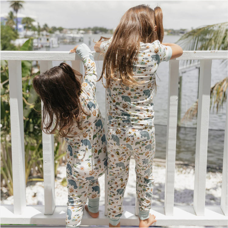 Manatee Two-Piece Bamboo Short Sleeve Pajama Set- White/Multi