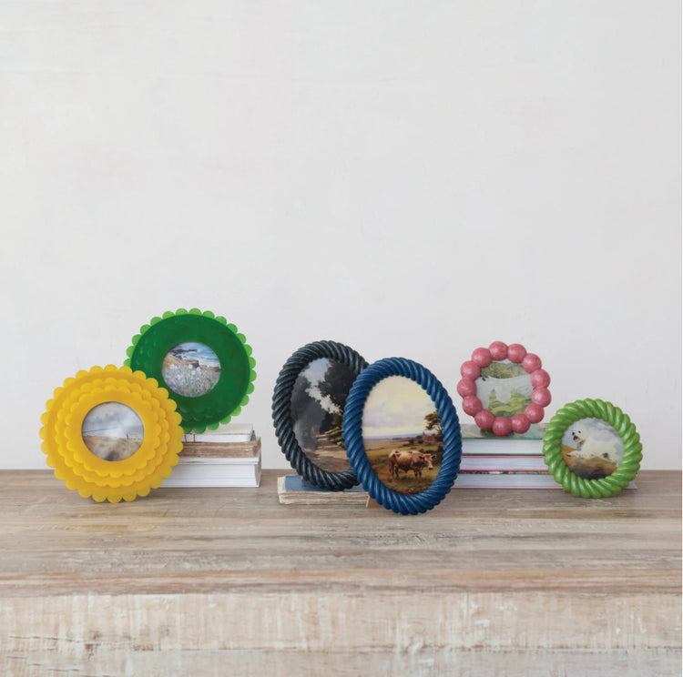 Resin Ball/ Twisted Photo Frame, 2 Styles (Holds 4” x 4” Photo)
