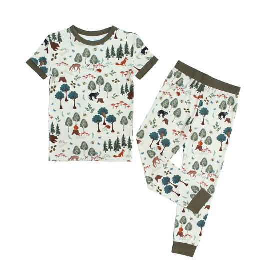 In the Woods Two-Piece Bamboo Short Sleeve Kids Pajama Pants Set: Green/Multi